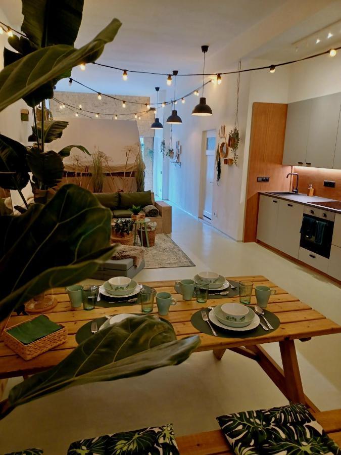 75M2 Indoor Glamping Scheveningen Appartamento L'Aia Esterno foto