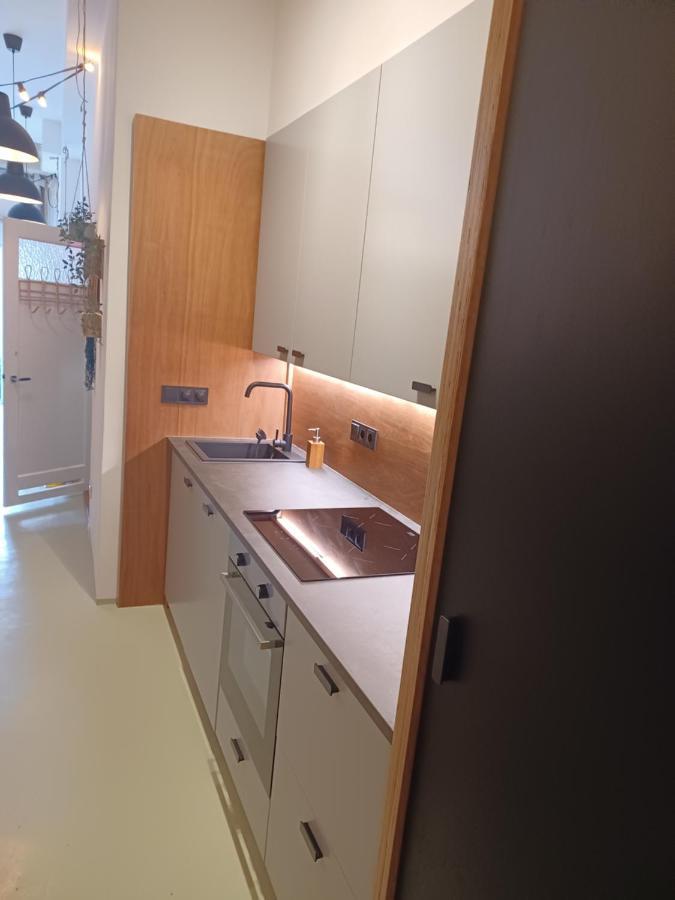 75M2 Indoor Glamping Scheveningen Appartamento L'Aia Esterno foto